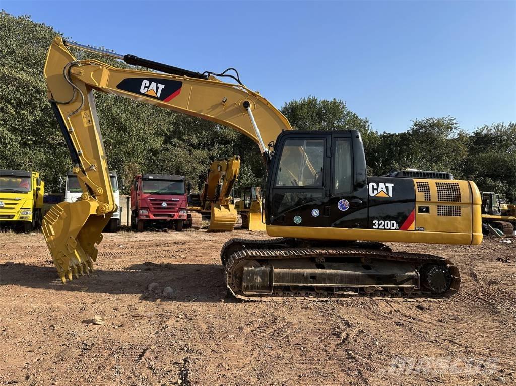CAT 320D 대형 굴삭기 29톤 이상