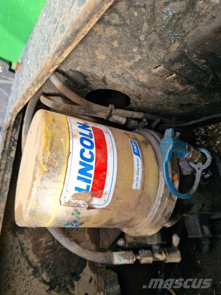 John Deere 1070 E 원목 하베스터