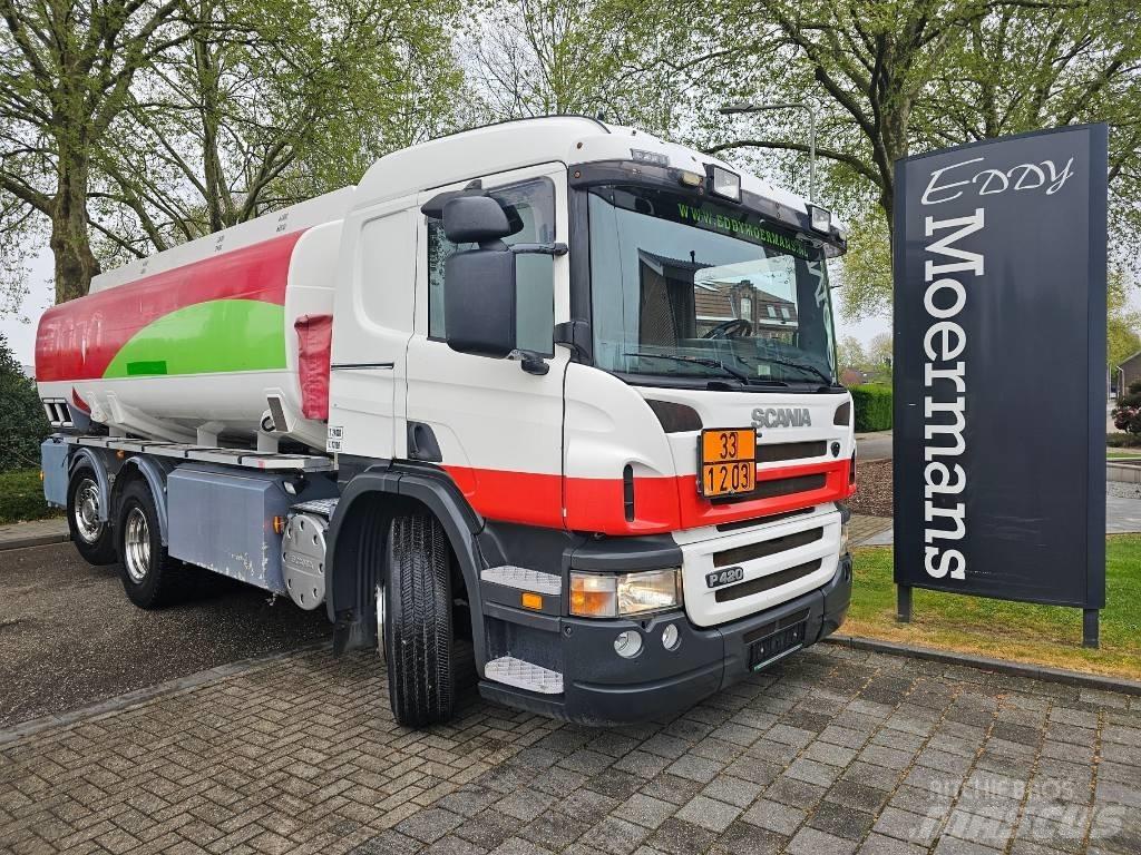 Scania P420 6x2*4 탱커 트럭