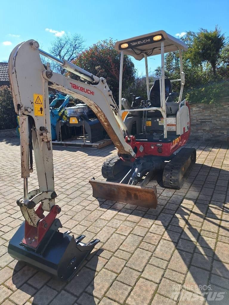 Takeuchi TB 216 소형 굴삭기 7톤 미만