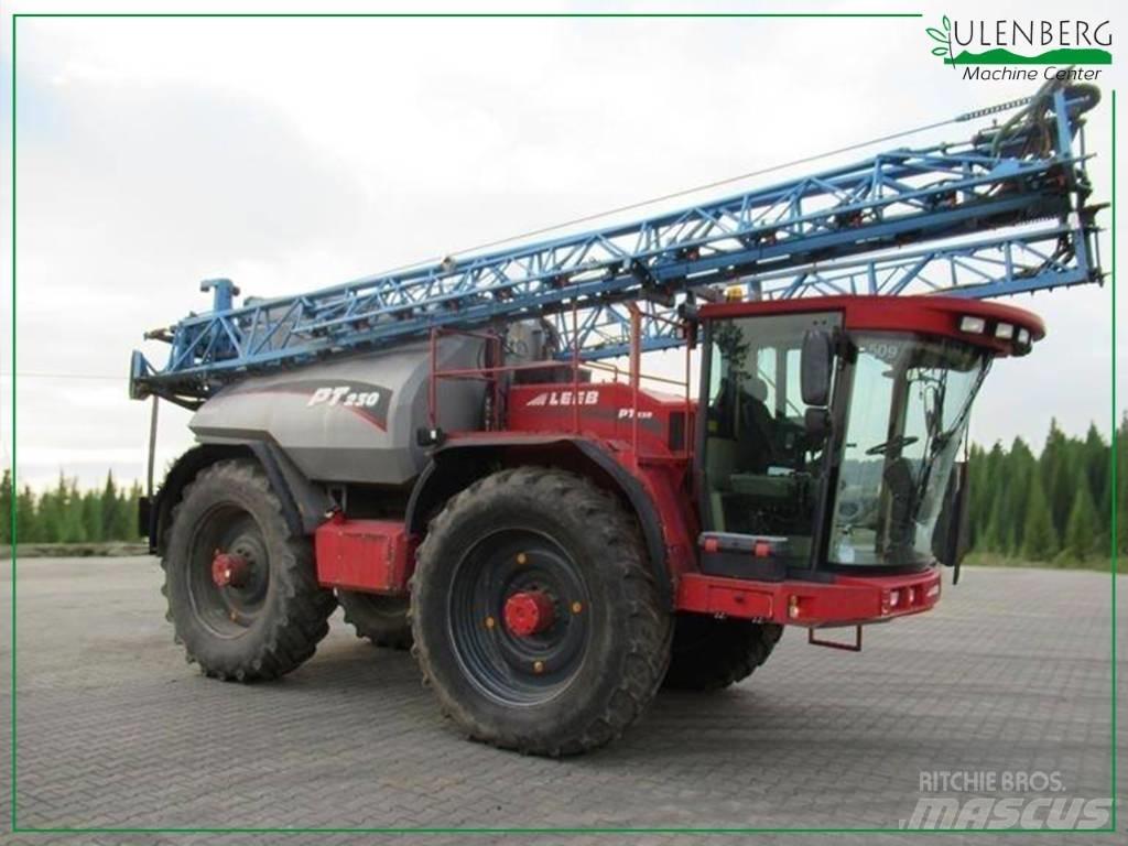 Horsch Leeb PT 230 자주 동력 분무기