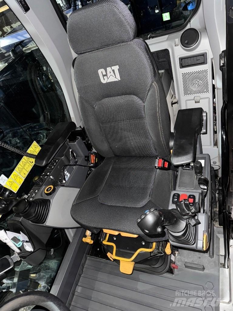 CAT M319 NG  휠 굴삭기
