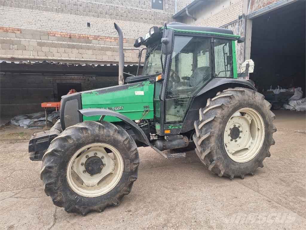 Valtra Valmet 900 트랙터
