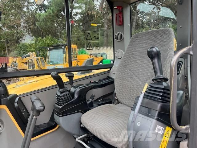 Volvo ECR 88 D 중형굴삭기 7톤-28톤