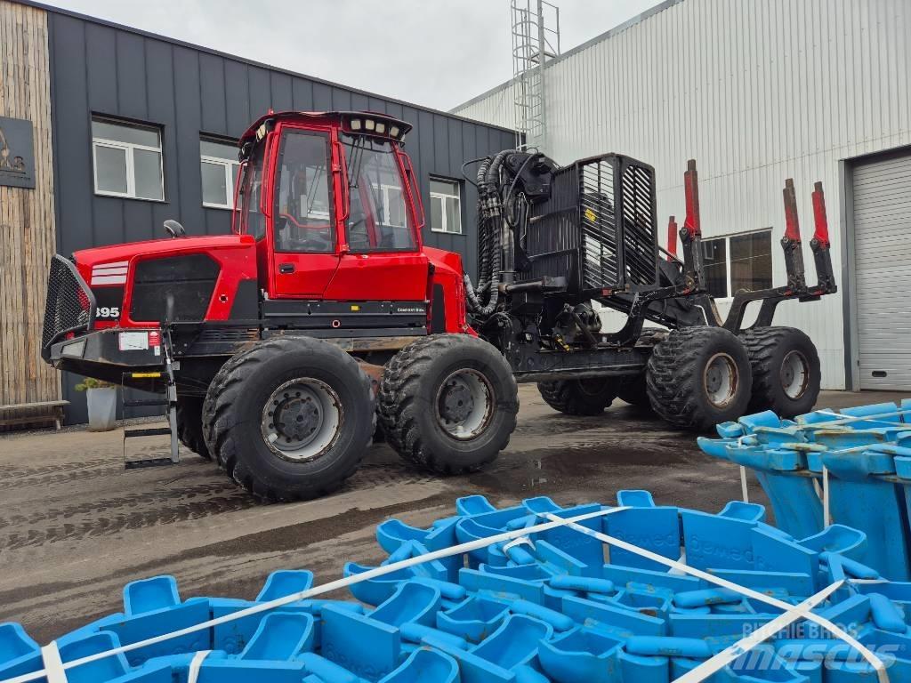 Komatsu 895 원목 포워더