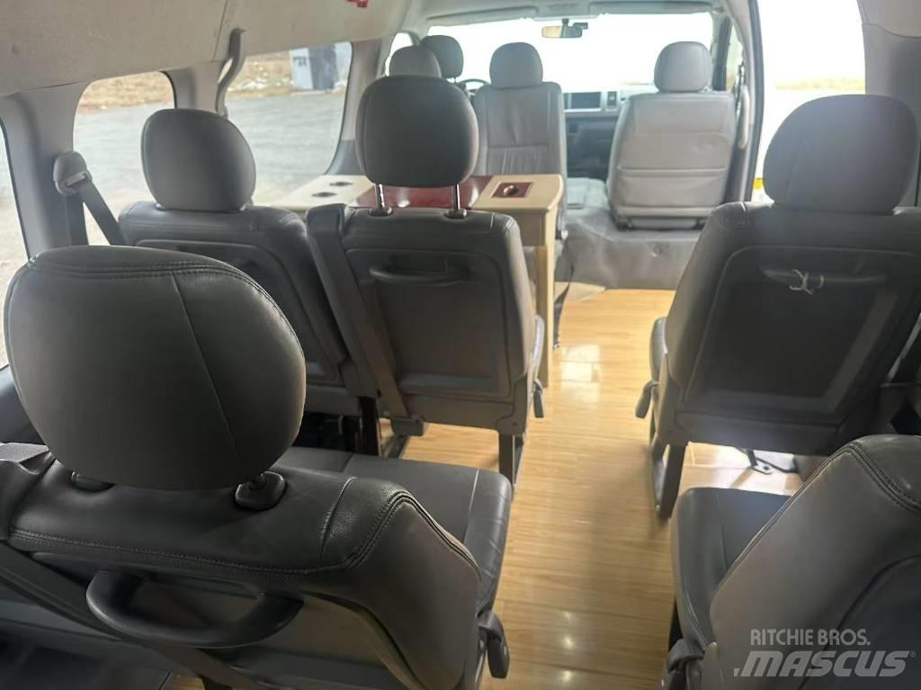Toyota Coaster 시외버스