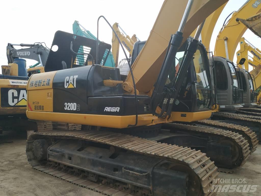 CAT 320 D 대형 굴삭기 29톤 이상