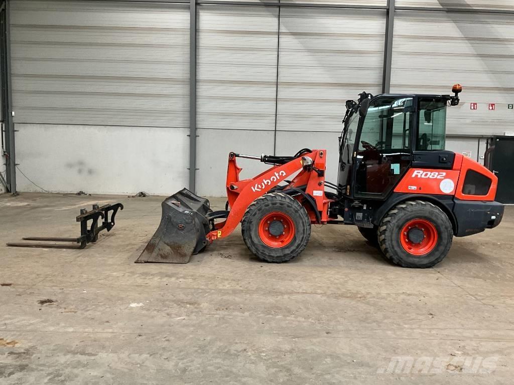 Kubota R 082  휠로우더