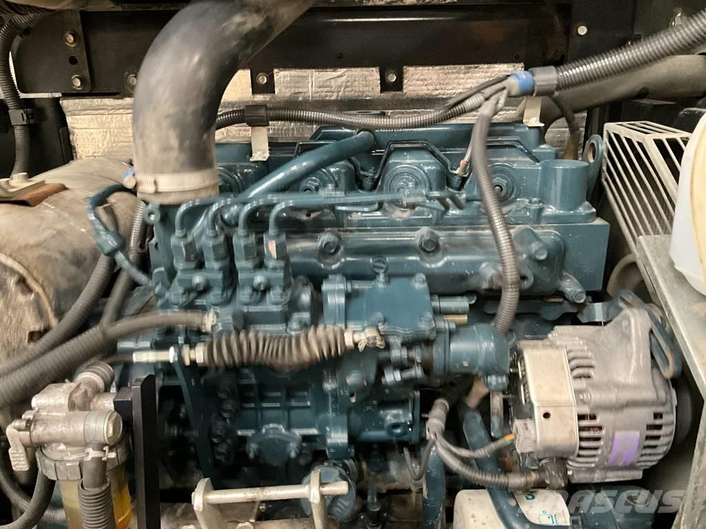 Kubota R 082  휠로우더