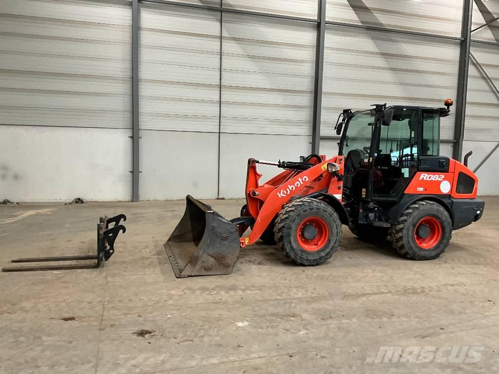 Kubota R 082  휠로우더