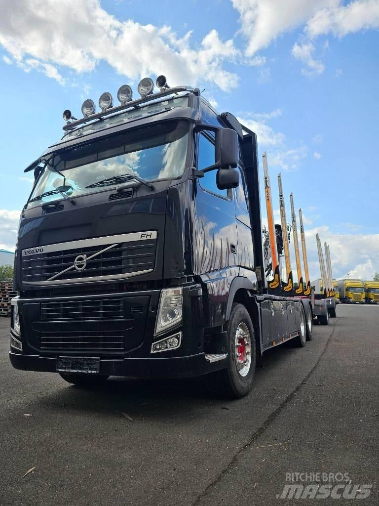 Volvo FM/FH-6X4R 목재 트럭