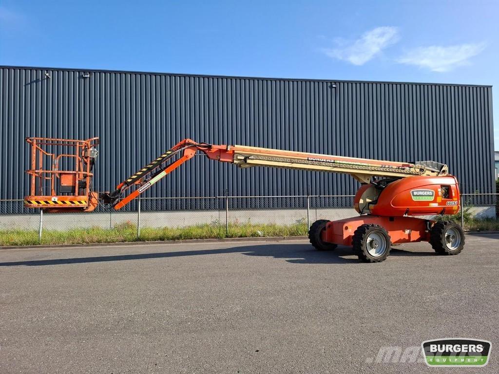 JLG 660SJ 견인식 전동이동 리프트