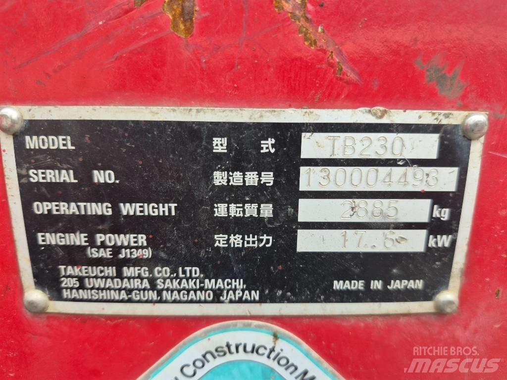 Takeuchi TB 230 소형 굴삭기 7톤 미만