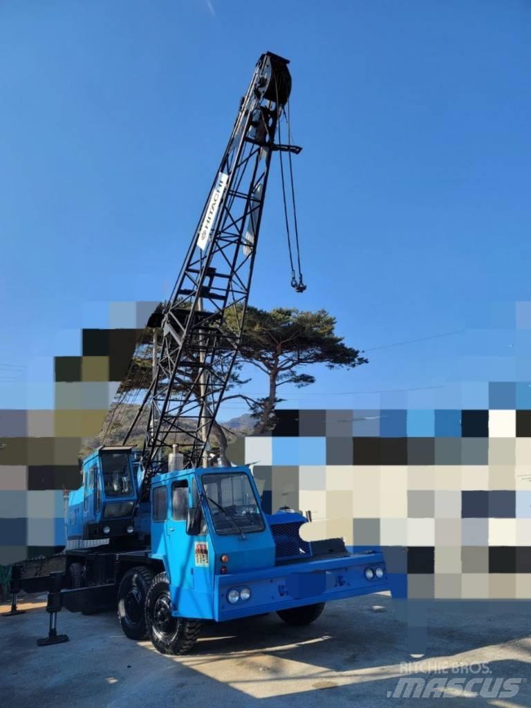 Hitachi FK 150 트랙 크레인