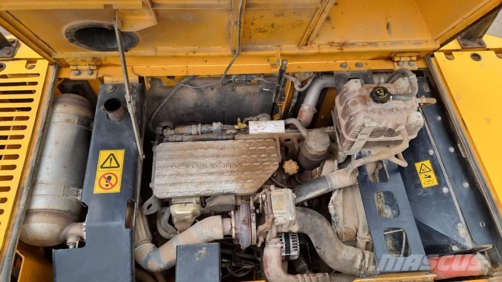 JCB JS 220 LC 대형 굴삭기 29톤 이상