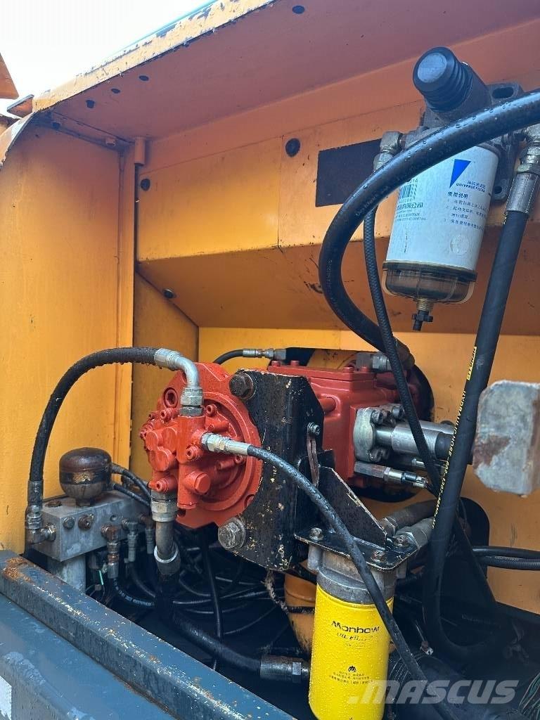 Hyundai 220LC-9S 대형 굴삭기 29톤 이상