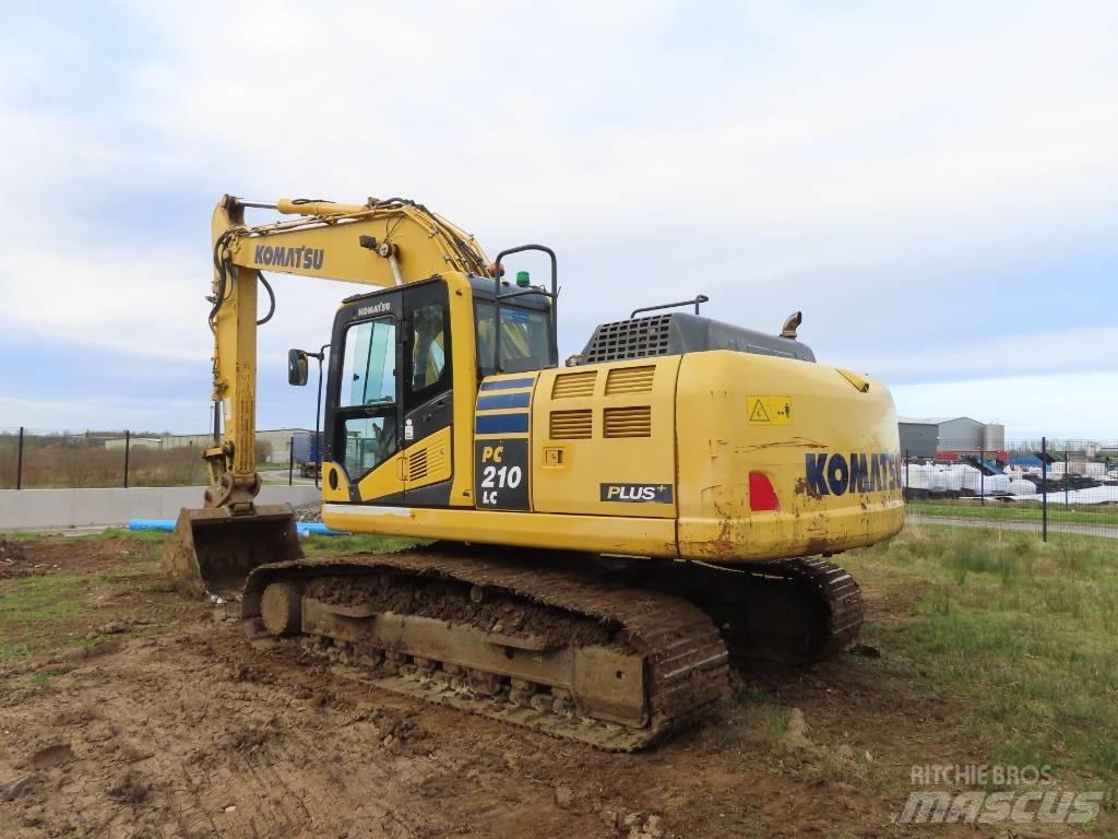 Komatsu PC 210 LC 대형 굴삭기 29톤 이상