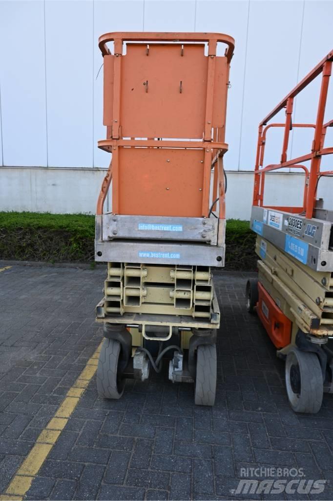 JLG 2030 ES 가위형 리프트