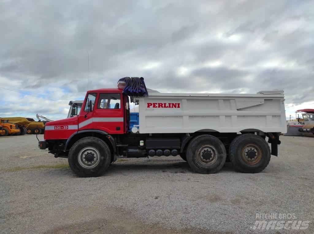 Perlini 131.33D2/C1 기타 트럭