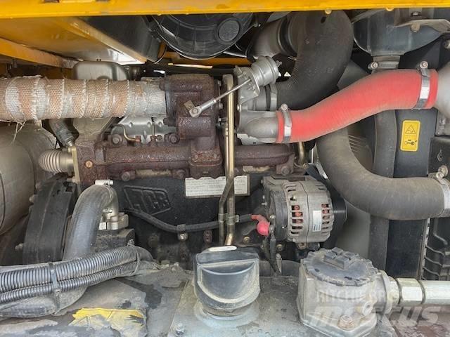 JCB 6 TST 건설현장 덤프트럭