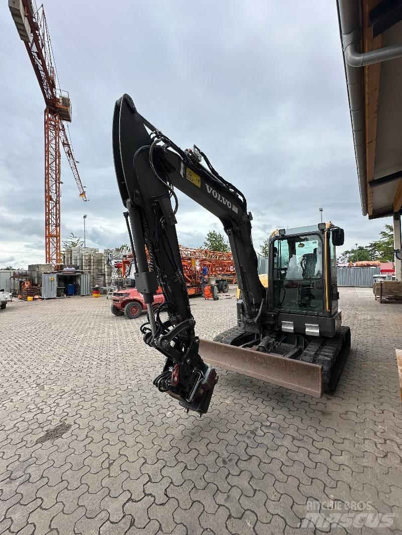 Volvo ECR 58D 소형 굴삭기 7톤 미만