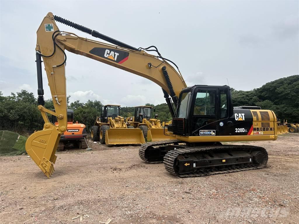 CAT 320D 대형 굴삭기 29톤 이상