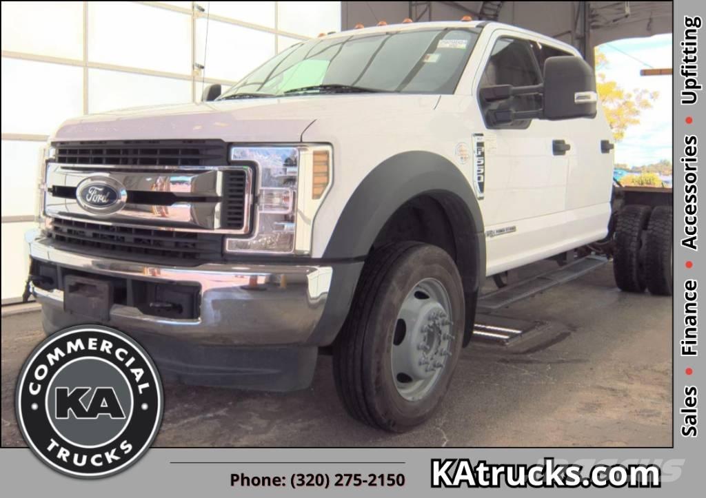 Ford F 550 XLT SD 새시 운전실 트럭