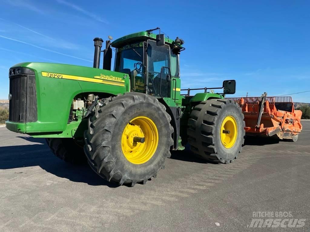 John Deere 9320 트랙터