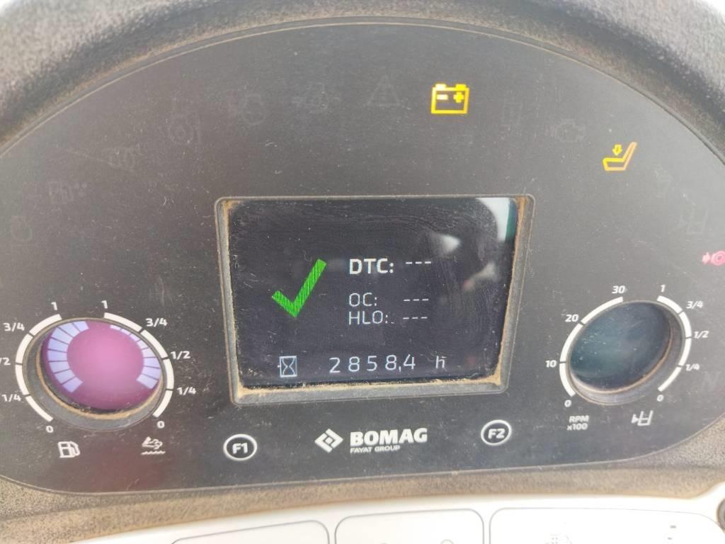 Bomag BW 216 싱글 드럼 롤러