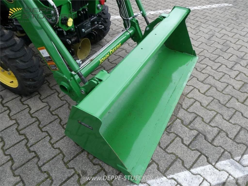 John Deere 3038E 소형 트랙터