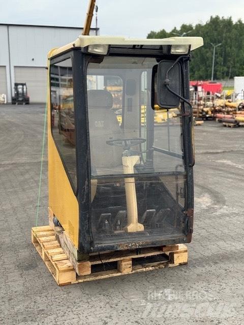 CAT M 320 USED CAB 캐빈 및 인테리어