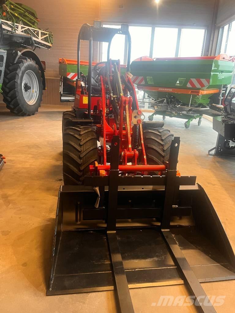 Thaler 2230S 다목적 로더