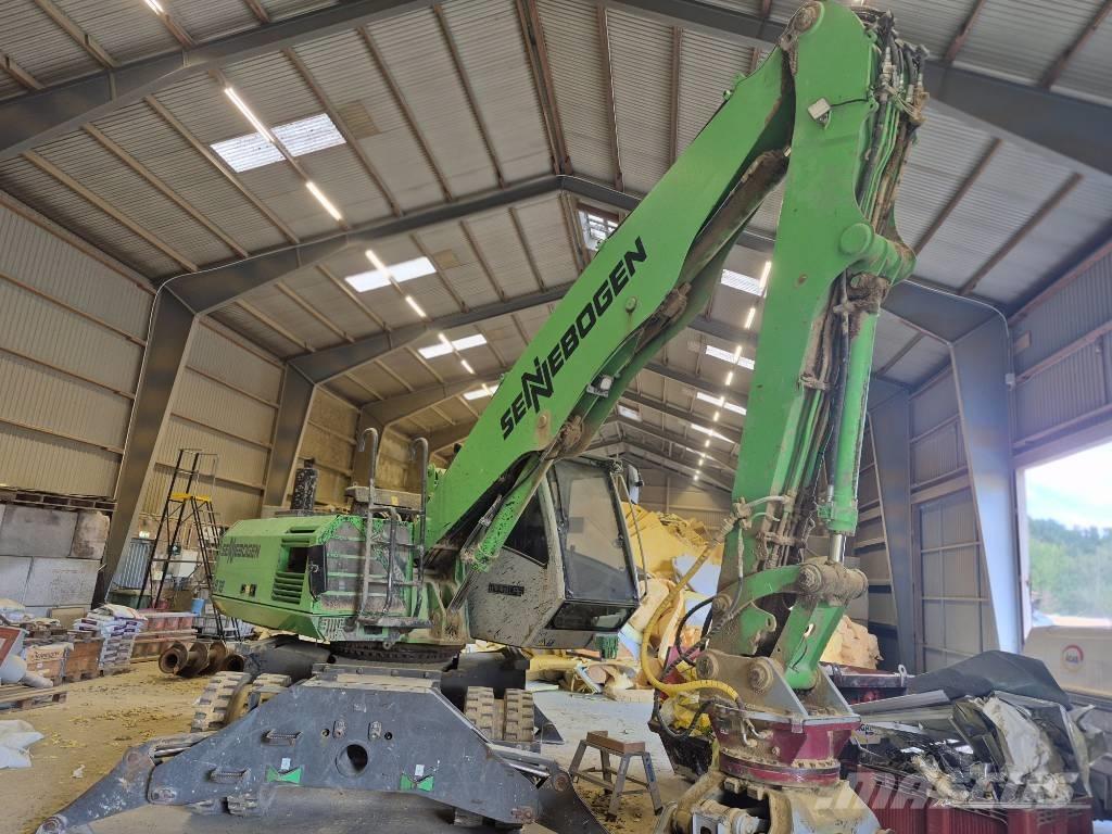 Sennebogen 818 폐기물/산업 처리기