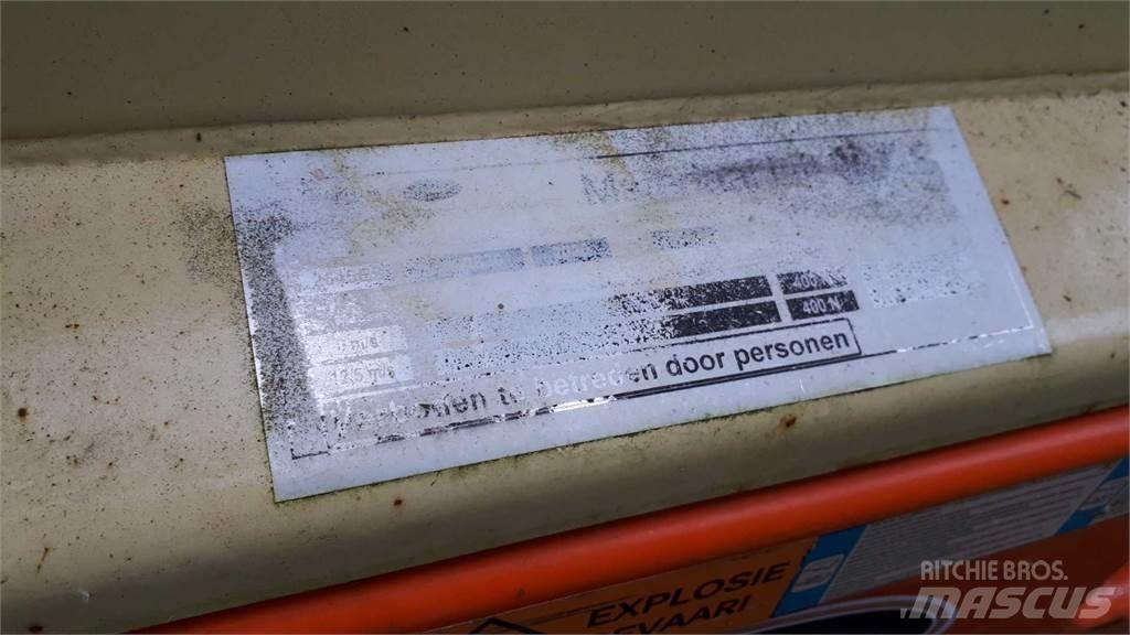 JLG 2646ES 가위형 리프트