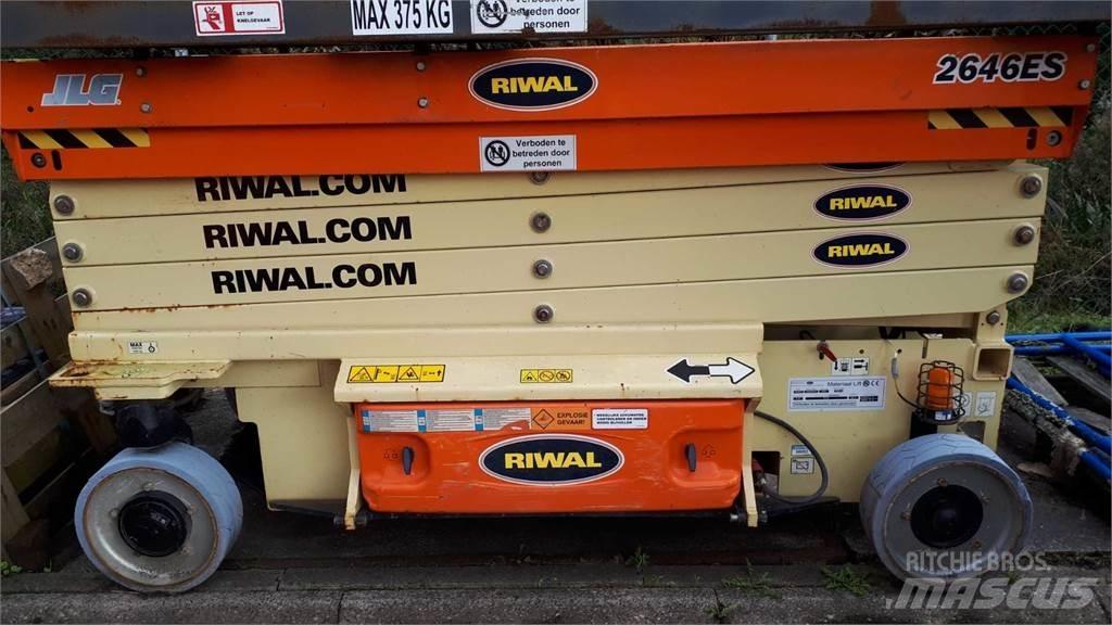 JLG 2646ES 가위형 리프트