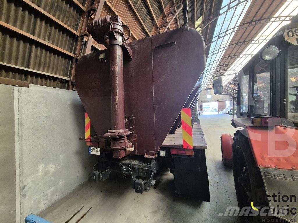 Kamaz 5320 덤프 트럭