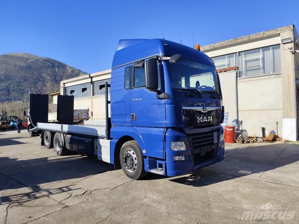 MAN TGX 26.420 차량 수송차