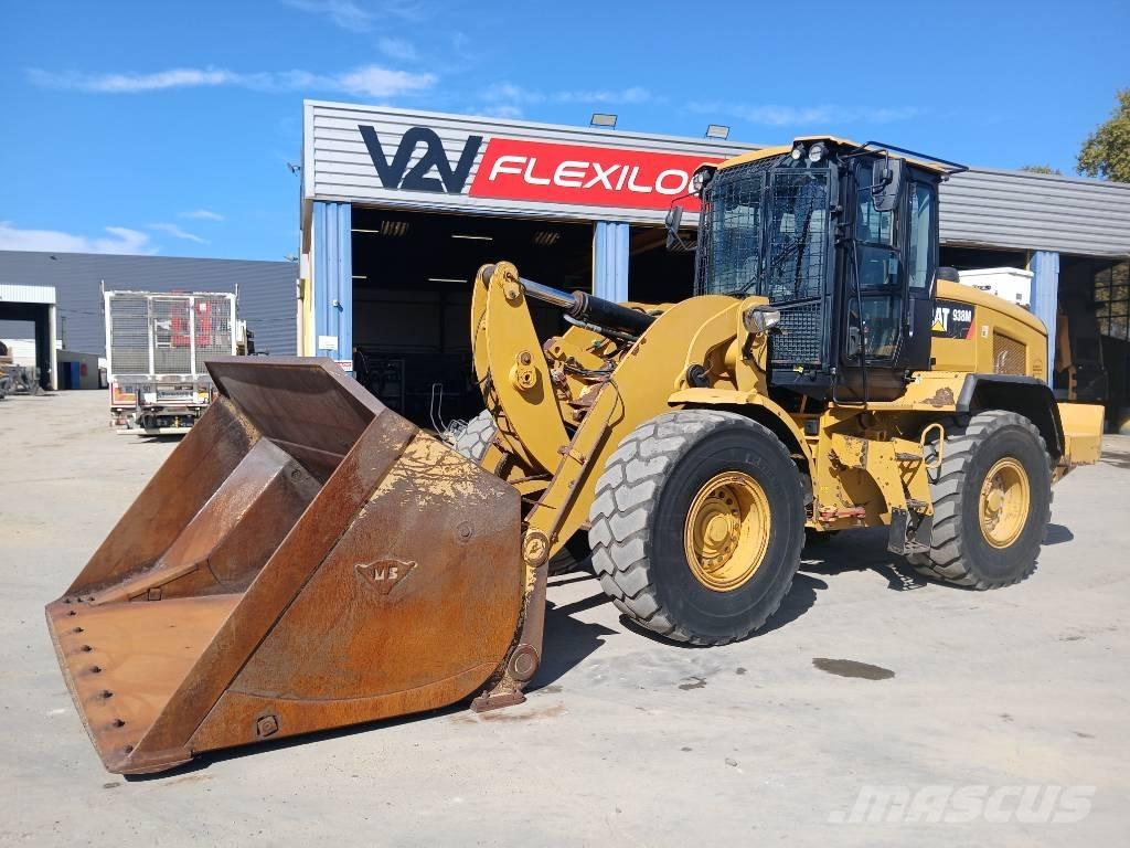 CAT 938  휠로우더