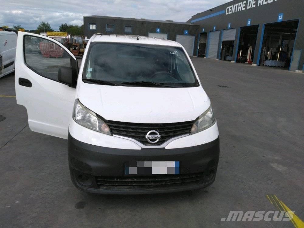 Nissan NV 200 패널 화물차