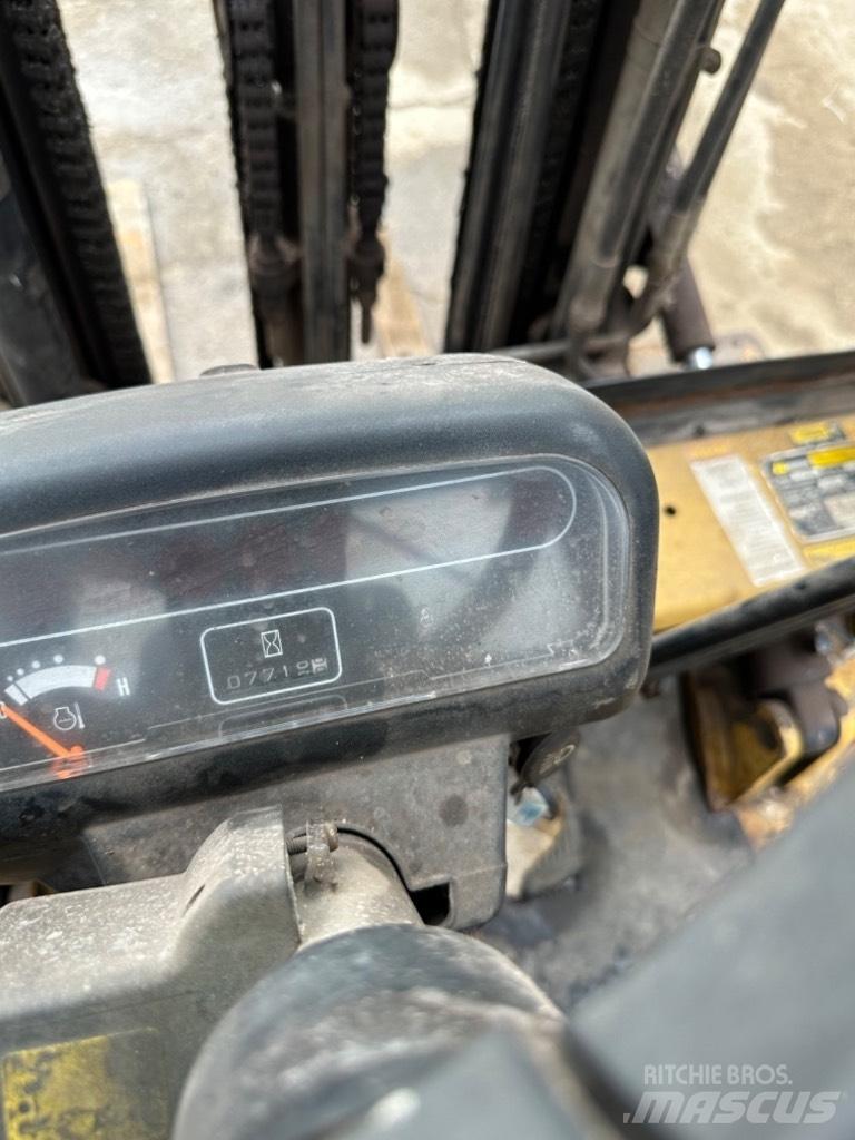 CAT GP 25 LPG 지게차
