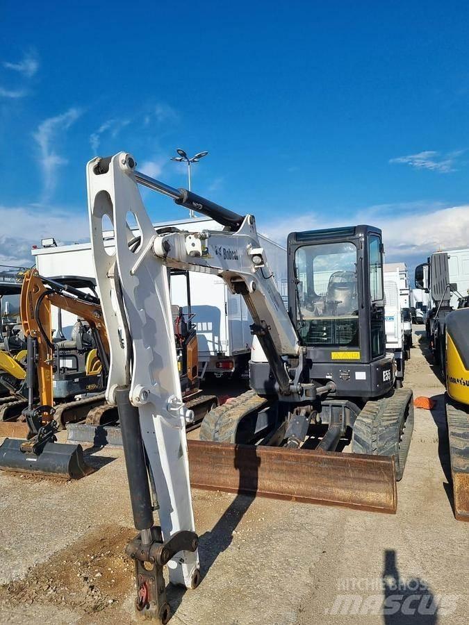 Bobcat E55 소형 굴삭기 7톤 미만