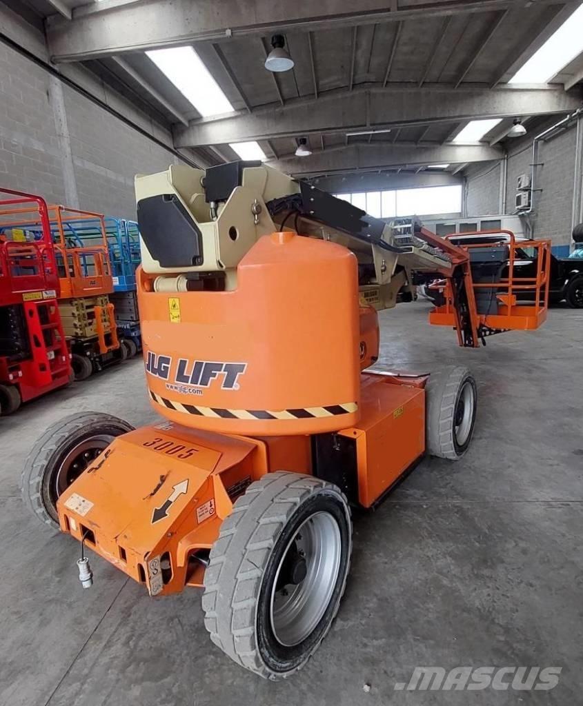 JLG E 450 AJ 관절형 전동이동 리프트