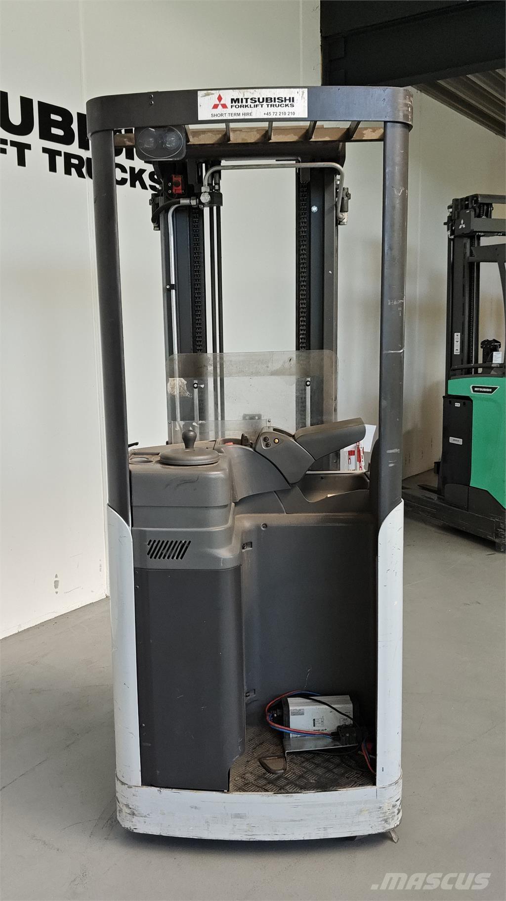 Atlet AJN160 보행식 리치 지게차