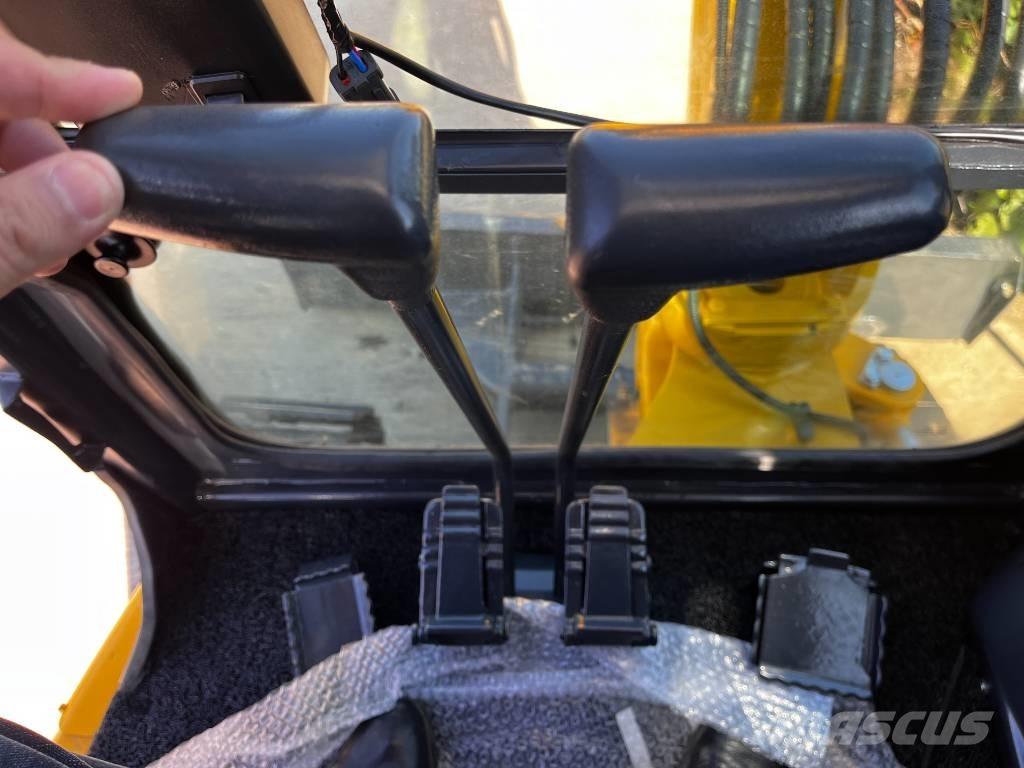 Komatsu PC 35 MR 소형 굴삭기 7톤 미만