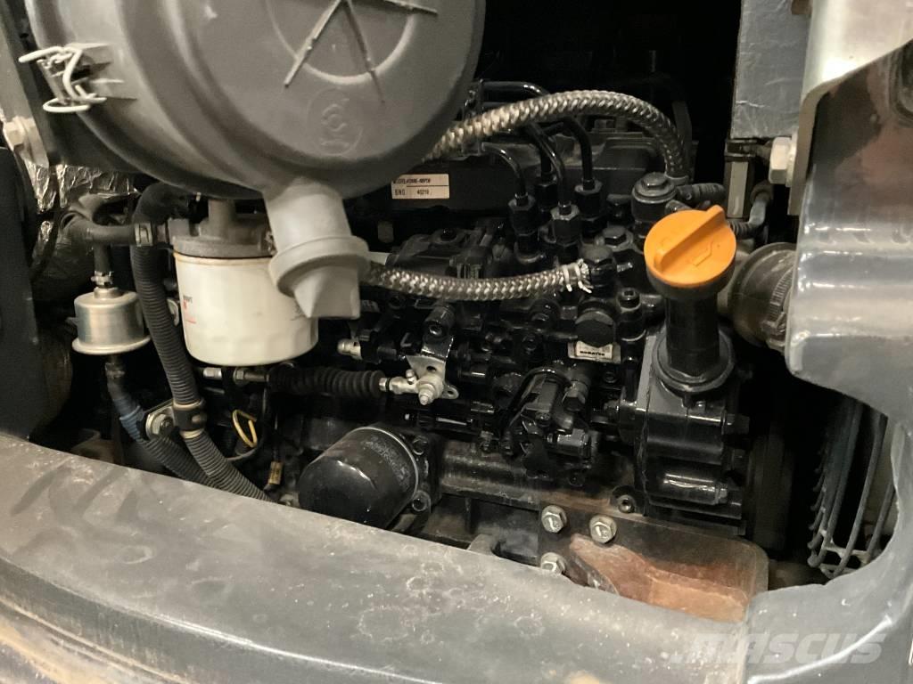 Komatsu PC 55 MR-3 소형 굴삭기 7톤 미만