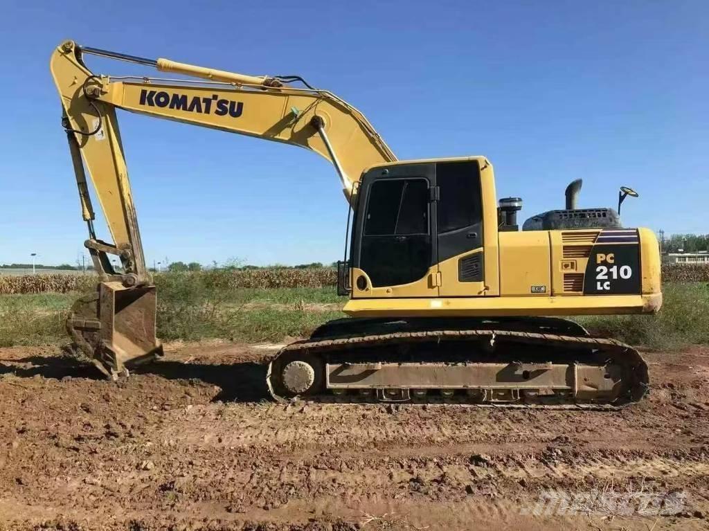 Komatsu PC 210 대형 굴삭기 29톤 이상