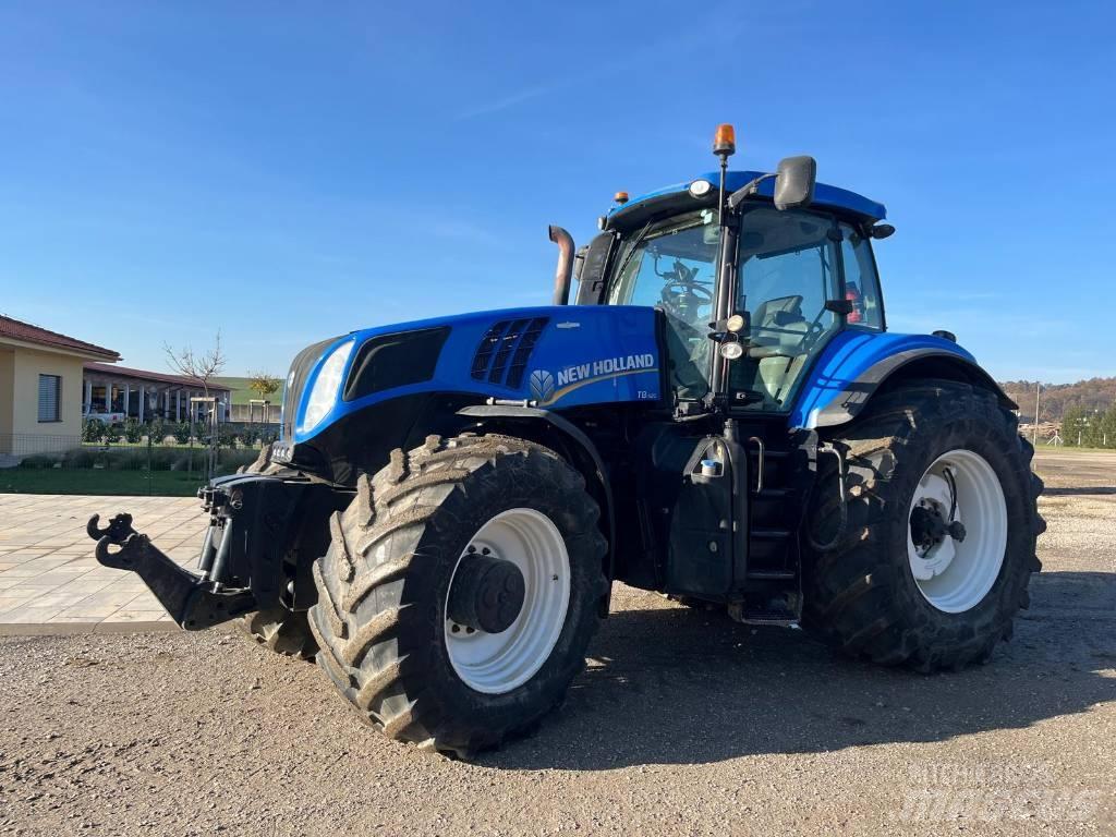 New Holland T 8.420 트랙터