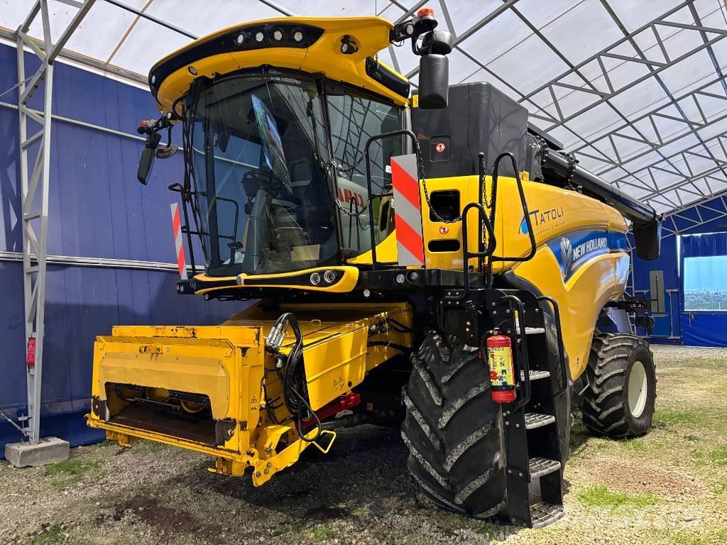 New Holland CX 8.90 콤바인 수확기