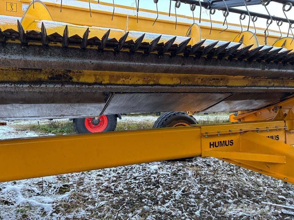 New Holland CX 8.90 콤바인 수확기