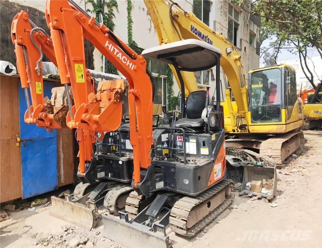 Hitachi ZX 17 U-2 소형 굴삭기 7톤 미만